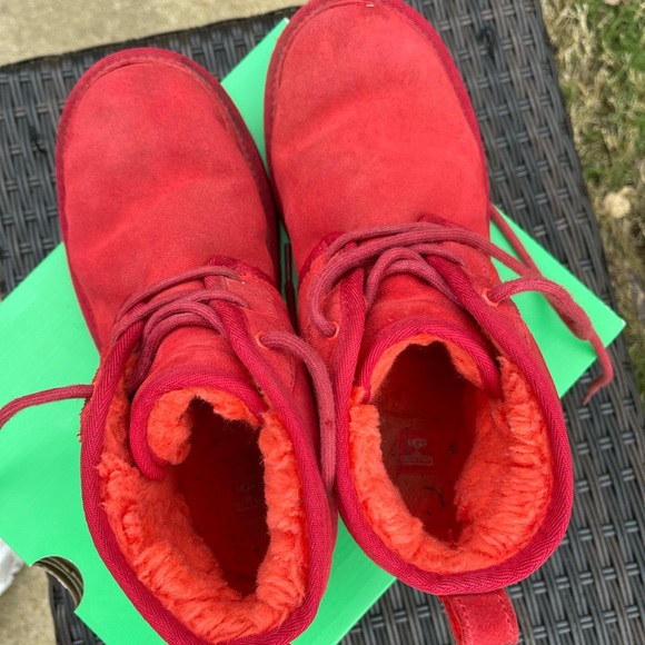 UGG Shoes Ugg Elmo Sesame Street Neumal Ii Size Us 6y Red Poshmark